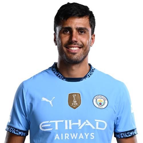 罗德里金球奖2024：防守中场首次问鼎的历史时刻