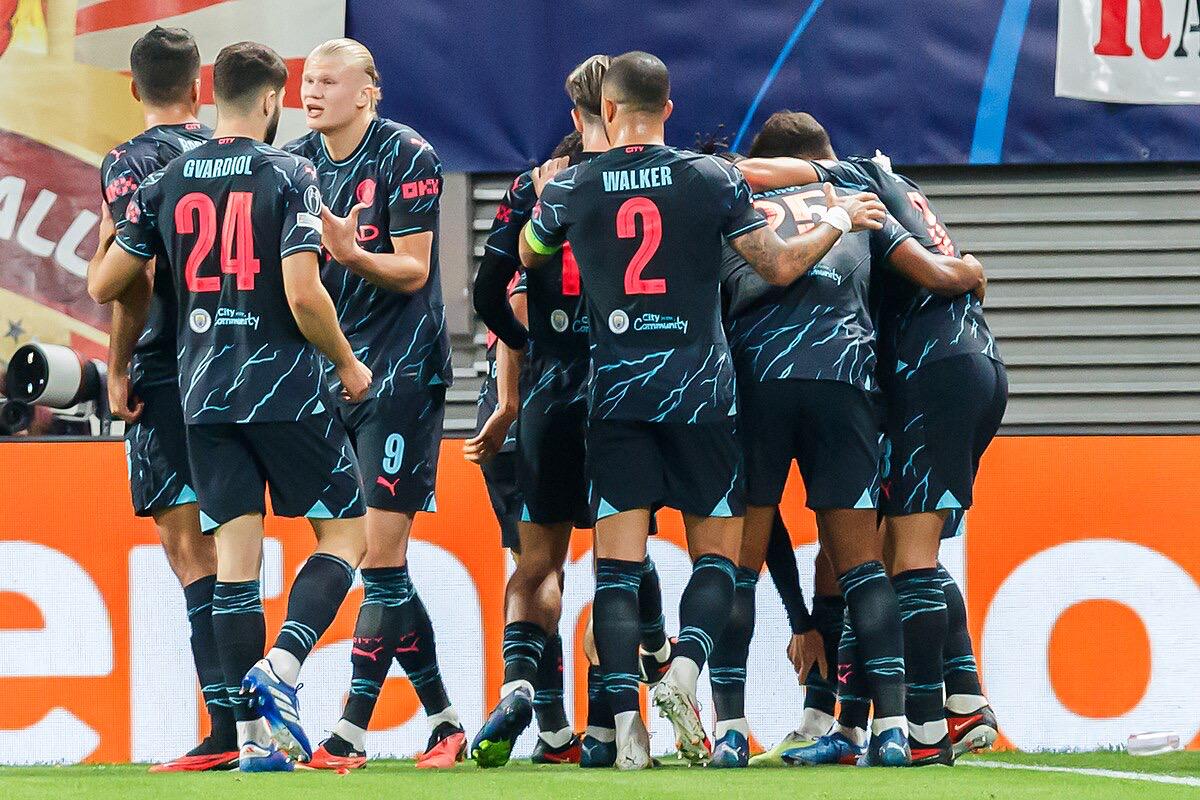 防守型中场完全指南：罗德里踢球风格全面解析